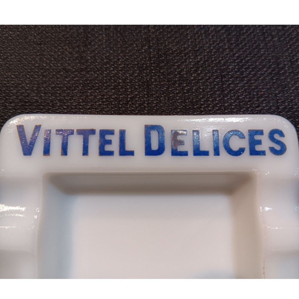 Vintage Vittel Delices French Opaline Milk Glass Ashtray White Blue Advertising - Picture 6 of 7